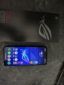 Asus ROG Phone 6 biely 12/256 - 3