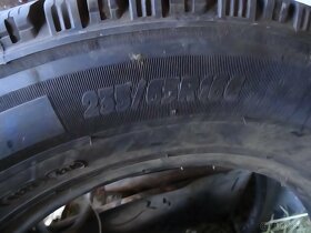 Pneumatiky 235/65/16C Zimné MICHELIN-Zachovalé - 3