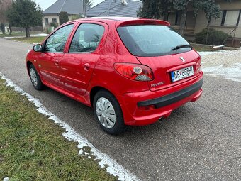 Peugeot 206+ - 3