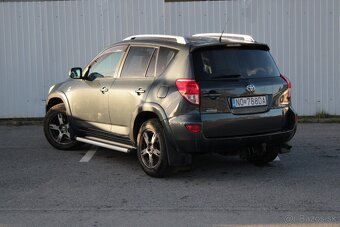 Toyota RAV4 2.2 D-4D 180 X - 3