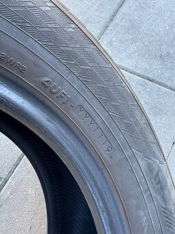 215/60 R16 - 3