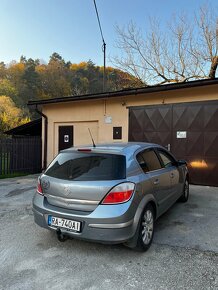 Opel Astra H 1.6 Twinport - 3