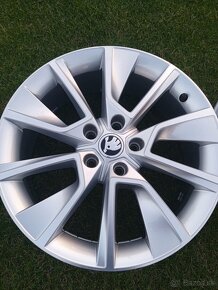 5x112 r18 orig Škoda Karoq,Superb BRAGA - 3