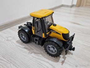 Bruder traktor JCB Fastrac - 3