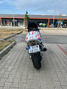 Suzuki gsxr 600 SRAD - 3