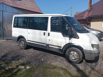 Ford transit 9 miestny - 3