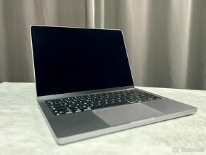 Macbook Pro 14 M1 - 3