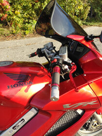 Honda VFR 800 - 3