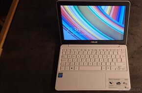 Asus eeebook x205ta - 3