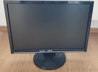 DVD rekordér Panasonic  monitor  250 ks DVD  . - 3