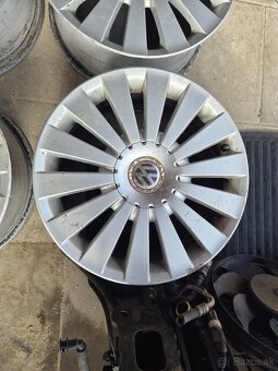 Predám elektróny 5x112r17 originál VW GROUP - MACAU- - 3