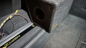 Subwoofer hertz hudobná zostavna do auta 1000w - 3