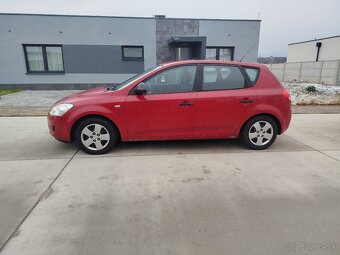 Kia ceed 1.6i - 3