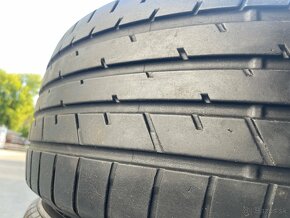 Toyo proxes 225/55 R19 - 3