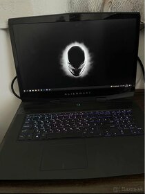 Dell Alienware M17 i7/RTX 2070 - 3