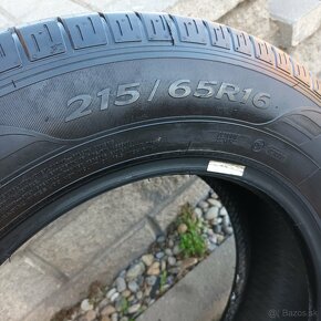 Predám letnú Pneumatiku 215/65R16 - 3