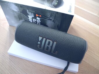 JBL Flip 6 Bluetooth reproduktor - 3