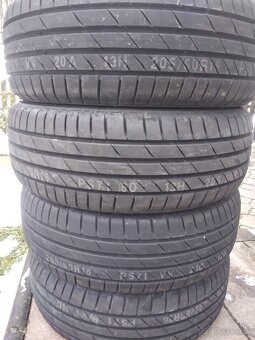 205/60 R16 - 3