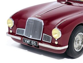 1950 Aston Martin DB2 DHC 1:18 BoS Model - 3