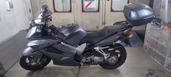 Predám Honda VFR 800 VTEC - 3