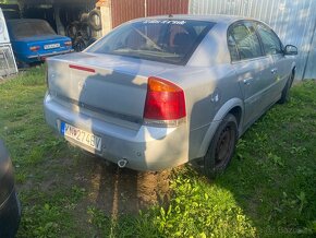 Opel Vectra C 2.2 DTI - 3