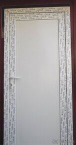 Predám vchodve dvere š 100 cm x v 210 cm biela farba vyplň - 3