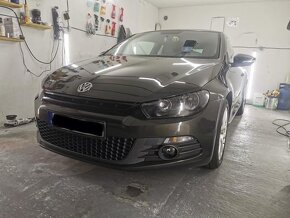 Volkswagen Scirocco 2.0TDI - 3