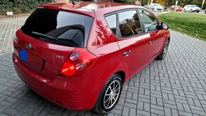 Kia Ceed 1.6crdi - 3