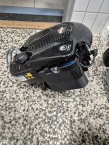 Motory  briggsandstratton  intek 20hp ,Qvantum ,sprint - 3