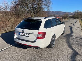 Škoda Octavia RS 3 2.0 135 kW - 3