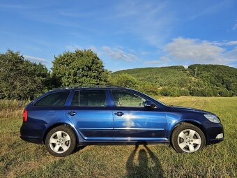 Škoda Octavia Combi 2.0 PD Elegance DSG - 3