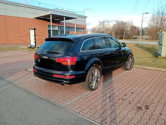 Predám Audi Q7 - 3