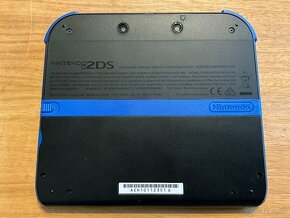 Predám nové Nintendo 2DS Black & Blue + Pilotwings Resort - 3