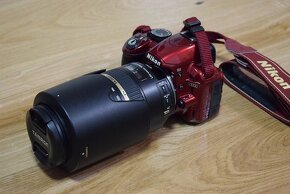 Nikon d3100 RED s VR objektivom 18-55 AF - 8 tisic zaberov - 3