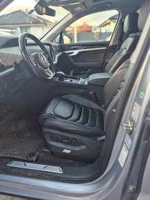 Volkswagen Touareg 3.0tdi 210kw - 3