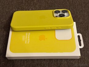 iPhone 16 Pro Silicone Case Star Fruit - 3