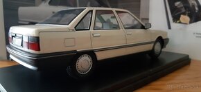 Hachette RENAULT 21 GTS  1986  1:24 - 3