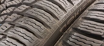 Predám 4ks pekné zimné 225/45r18-95V Nokian - 3