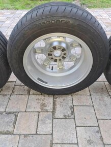 205/60 r15 - 3