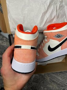 Jordan 1 Mid Orange Suede 38 - 3