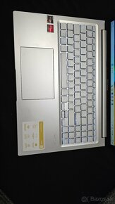 Asus Vivobook M1605YA- MB247W - 3