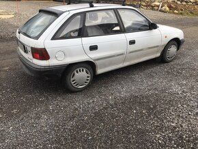 Opel Astra 1.4 - 3