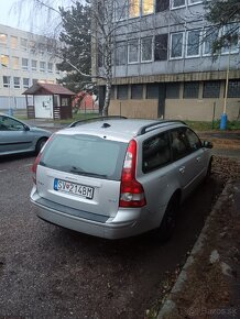 Volvo v50 - 3