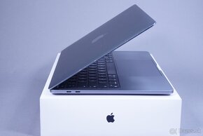 ZÁRUKA/Macbook Pro 13.3"TB/M1 3.2GHZ/8GB RAM/256GB SSD - 3