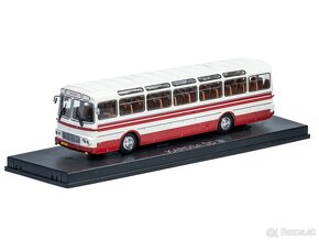 Kovový model autobusu Karosa ŠD 11 v měřítku 1:43 - 3