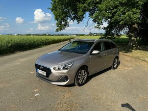 Hyundai i30 cw 1.4 tgdi najazdene len 65 000km  11/2020 - 3