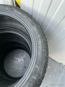 Michelin 235/45R19 zimné - 3