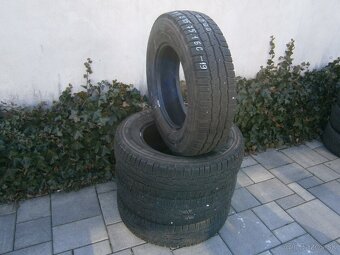 Predám 4x zimné pneu MICHELIN 205/70 R16C 103/111R - 3