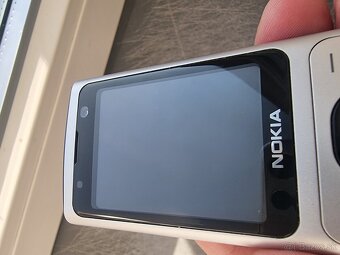 Nokia 6700s - 3