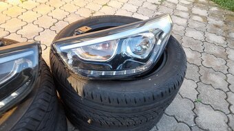 Predne svetla na HYUNDAI   IX35. - 3